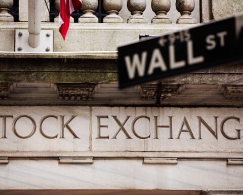 U.S. equity fund inflows ease to a six-week low