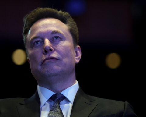 Elon Musk settles SEC lawsuit over Twitter disclosures, $1.5 million fine imposed