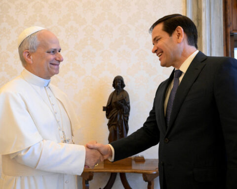 Rubio expects 'frank' meeting with pope as Trump takes fresh potshots at Leo