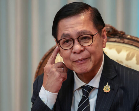 Thai foreign minister seeks ASEAN talks with Myanmar counterpart