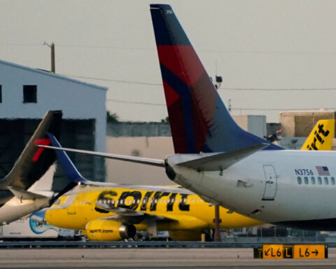 Spirit Airlines lawyer says high jet fuel prices left carrier no alternative but to shut down