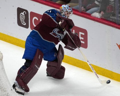 MacKinnon has goal and 2 assists in 5-2 win over Wild as Avalanche take 2-0 lead in series