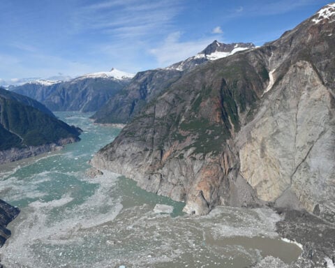 Ride a jet ski through a re-creation of an Alaska mega-tsunami with the help of science