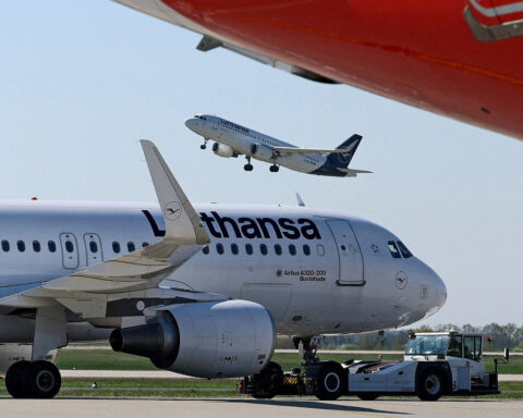Airlines tackle fuel cost surge with price hikes, outlook cuts