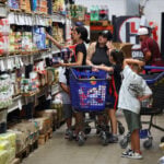 Argentina should approach markets with lower interest rates, official says