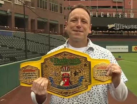 Joey Chestnut, legendary competitive eater, attends OKC Comets game for taco-eating contest