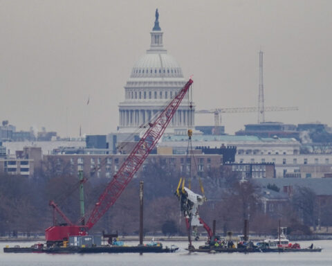 US FAA head to face questions from lawmakers after agency cited in fatal air collision
