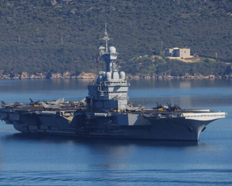 France moves aircraft carrier to Red Sea with eye on Hormuz mission