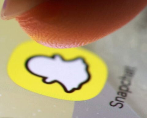 Snap flags ad revenue hit from Middle East conflict, slower North America growth