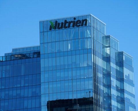 Nutrien posts higher profit as prices rise, flags tight nitrogen supply