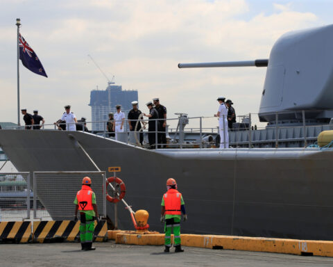 New Zealand begins discussion with Australia, Britain on replacing frigates