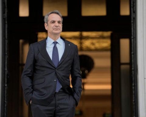 Greece, birthplace of democracy, seeks to put humanity ahead of AI in updated constitution