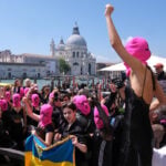 Anti-Kremlin Pussy Riot demonstrate in Venice against Russia's Biennale return