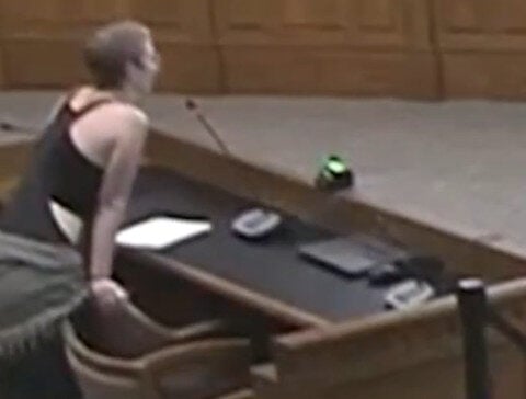 Woman arrested after bringing sword hidden inside cane to Cincinnati City Hall