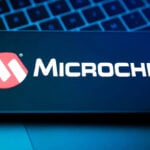 Microchip Tech forecasts quarterly revenue above estimates on strong chip demand