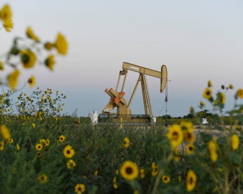 Shale producer Devon Energy approves $8 billion share buyback plan