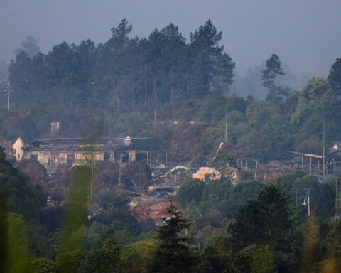 Death toll rises to 37 in China fireworks factory blast