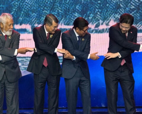 Alarmed ASEAN leaders adopt crisis plan to mitigate backlash from Middle East war