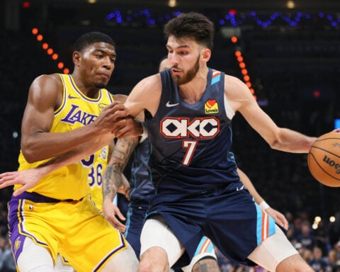 Holmgren and Gilgeous-Alexander each score 22 as Thunder take 2-0 lead over Lakers in West semis
