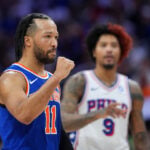 Jalen Brunson scores 33 points and helps Knicks take 3-0 lead over 76ers with 108-94 Game 3 win