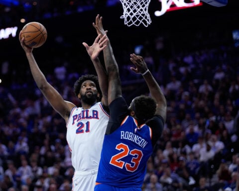 Joel Embiid returns from sore ankle and hip, but he's not enough for Sixers as Knicks go up 3-0