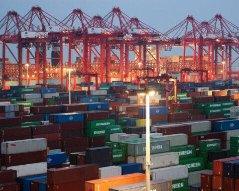 China April exports rebound strongly, trade surplus widens ahead of Trump visit