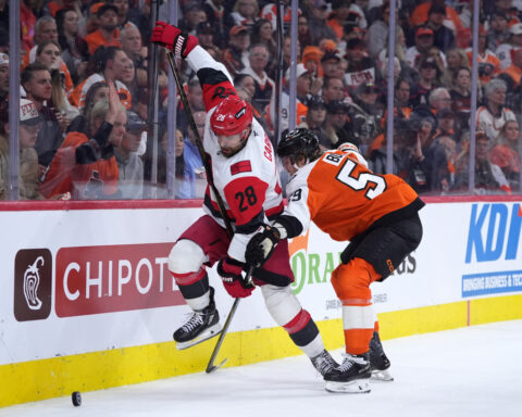 Hurricanes and Flyers head to overtime tied at 2