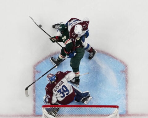 Avs make their first goalie change by pulling Wedgewood for Blackwood during Game 3 in loss to Wild