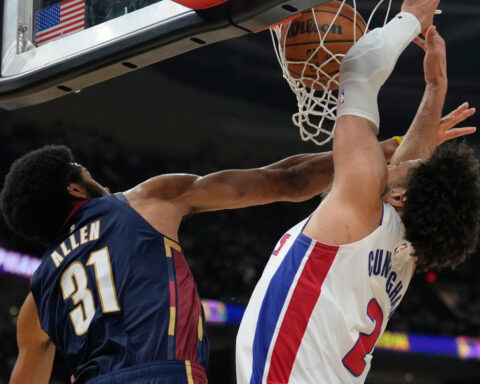 NBA tipoff: Round 2 continues Sunday with Knicks-76ers and Spurs-Timberwolves