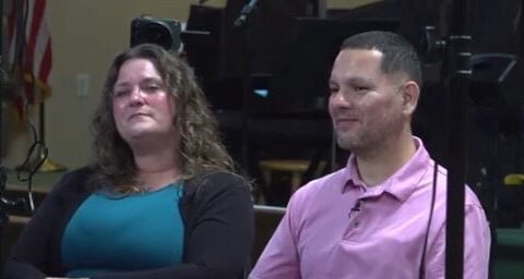 Neighbors welcome man home after months in ICE detention