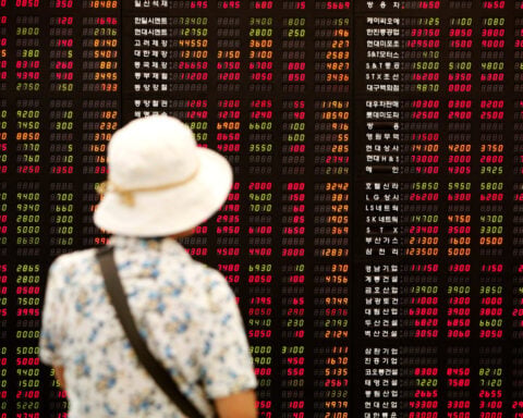 Emerging market investors shrug off Iran war shock, IIF data shows