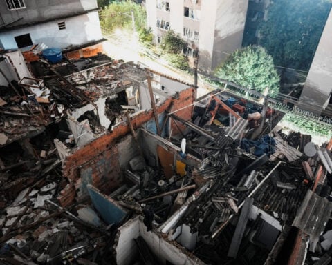 Possible gas explosion and fire in Sao Paulo kills one, damages homes