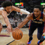 Mitchell ties NBA playoff mark with 39 points in 2nd half as Cavs even series vs. Pistons 112-103