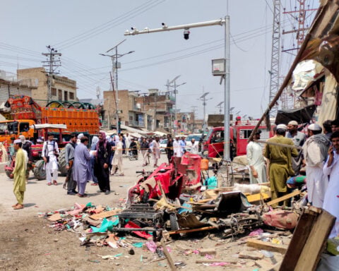 Ten killed in blast in northwest Pakistan market, police say