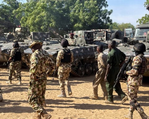 At least 100 killed in Nigerian airstrike on Zamfara market, Amnesty says