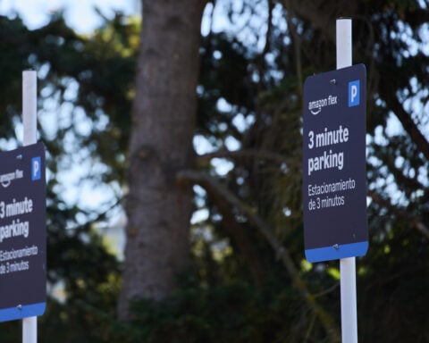 Amazon looks to redefine a need for speed with 30-minute deliveries