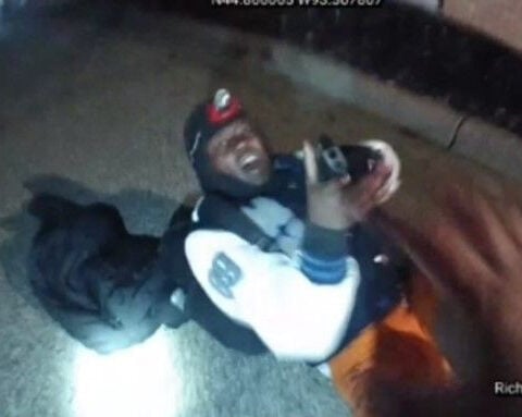 Police release body cam footage of deadly encounter between officers, Desaver Hollis