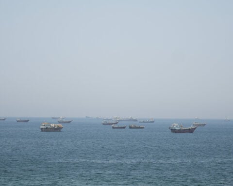 US government's energy arm assumes Strait of Hormuz will stay shut through late May