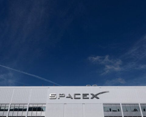 Google in talks with SpaceX for Suncatcher orbital data center project