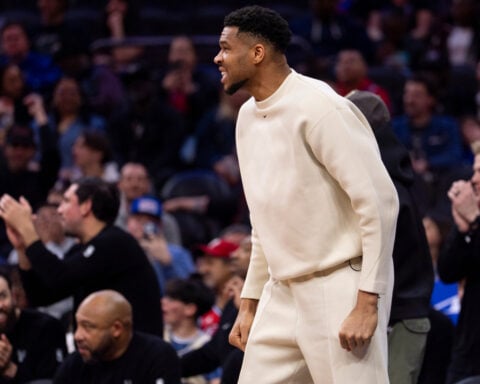 NBA concludes its investigation of Antetokounmpo-Bucks injury dispute, AP source says