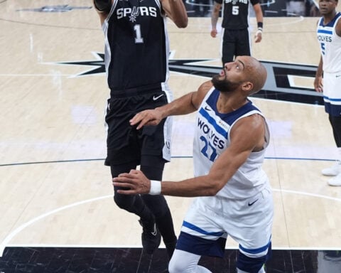 Wembanyama returns with a huge performance as the Spurs beat the Wolves 126-97 for a 3-2 lead