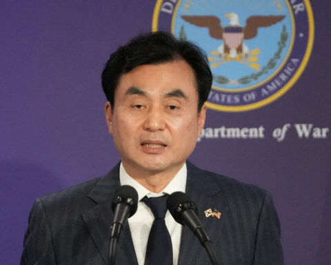 South Korea weighs phased Hormuz role after US talks, minister says