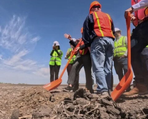 New community solar garden in Owatonna breaks ground with goal of reducing homeowner energy bills