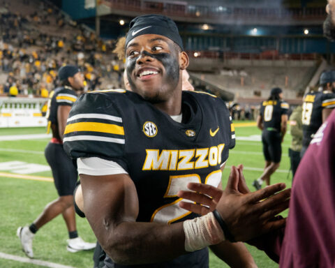 All-American RB Ahmad Hardy discharged after shooting, heads back to Missouri to begin recovery