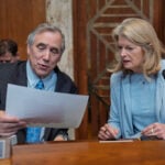Republican resistance to Iran war grows in the Senate as Murkowski flips