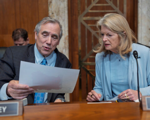 Republican resistance to Iran war grows in the Senate as Murkowski flips