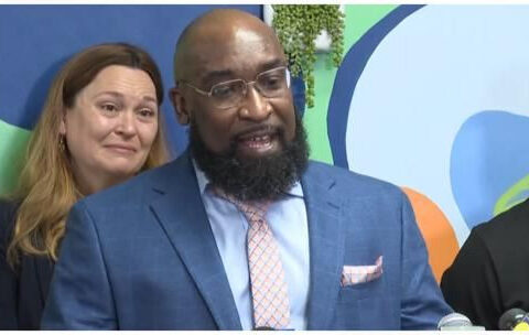 Barber released from ICE detention after 15 months as deportation appeal continues