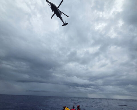 Survivors of plane crash off Florida were on a life raft for hours with no idea if help was coming