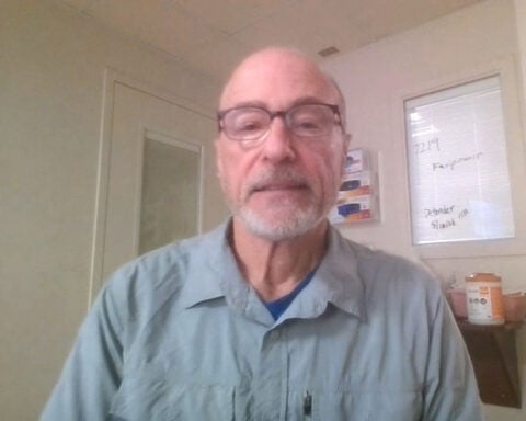 Doctor from hantavirus-stricken ship tests negative, moves out of biocontainment unit