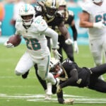 Dolphins, running back De'Von Achane agree to a 4-year, $64 million extension, AP source says